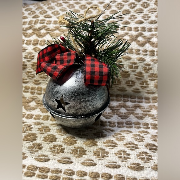 Jumbo Metal Silver Jingle Bell Christmas Ornament w Greenery Berries Pine Cones - Picture 1 of 7